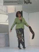 Thumbs/tn_Krefeld-Strssenmodenschau-2005 433.jpg